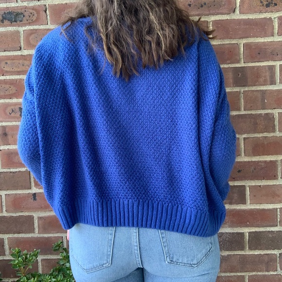 Cropped Forever 21 Sweater - Picture 3 of 3